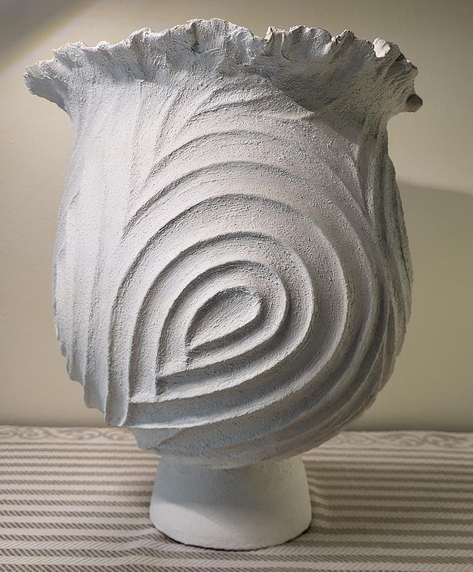 Unique Corolla Vase | Arèna Collection | Handcrafted Ceramic