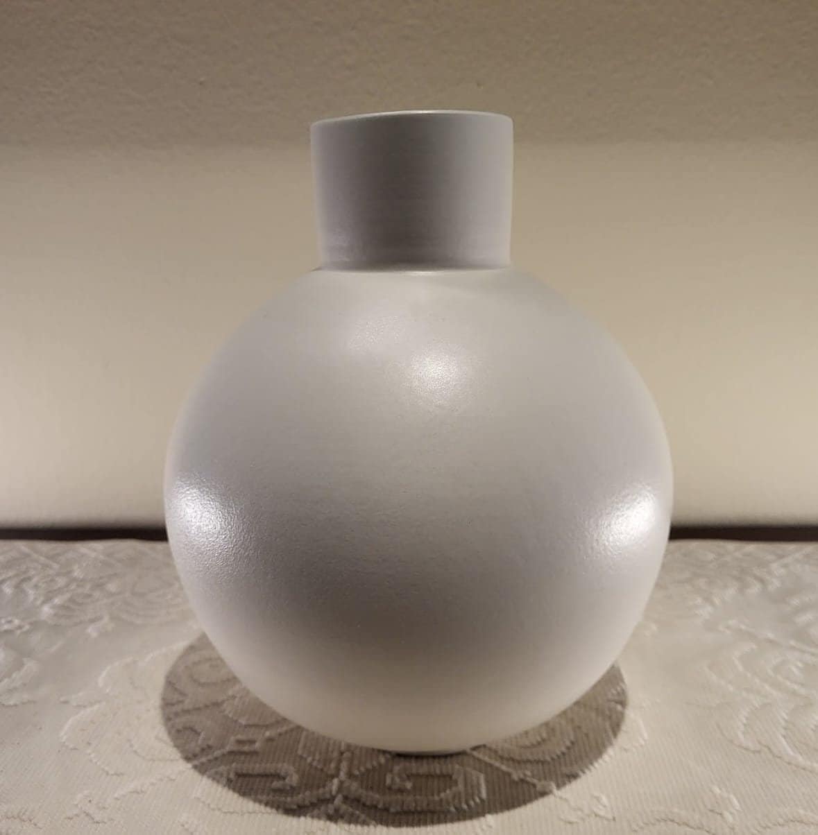 Luminoso Moon Jar | Scèti Collection | Handcrafted Ceramics