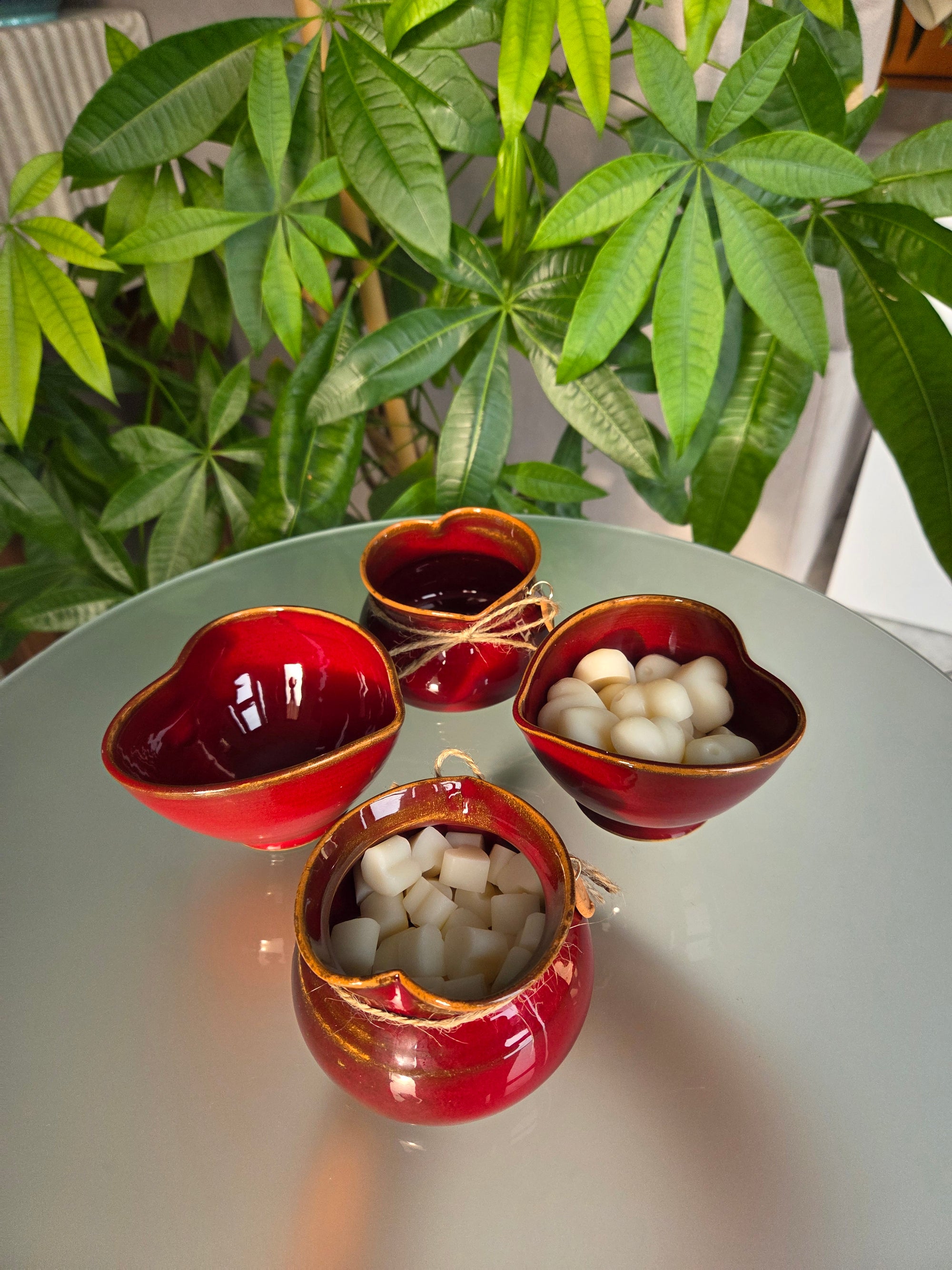 Cuore sacchetto in ceramica – rosso rubino con tart soufflé alla vaniglia in cera di oliva