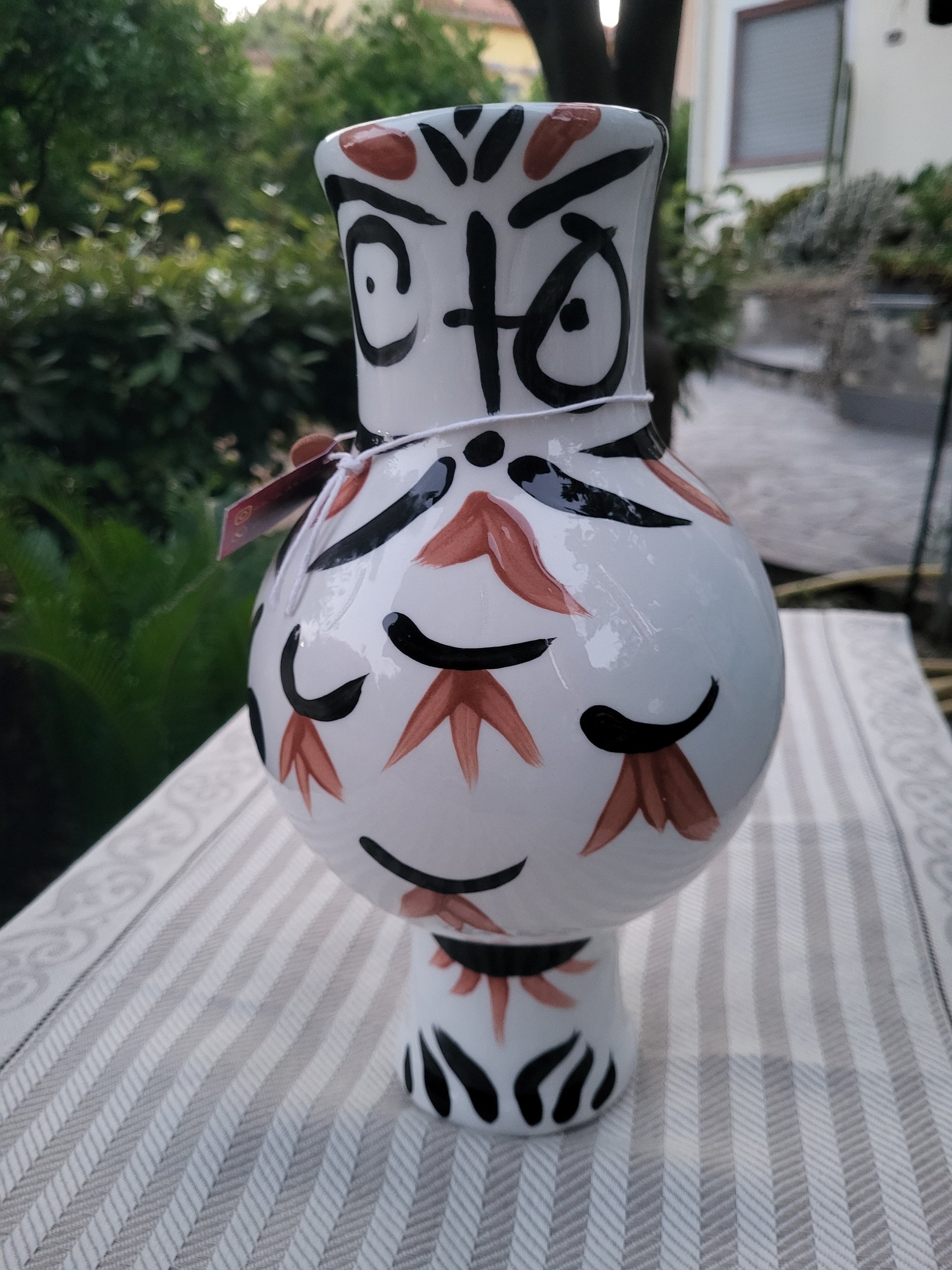 Chouette rouge omaggio a Picasso