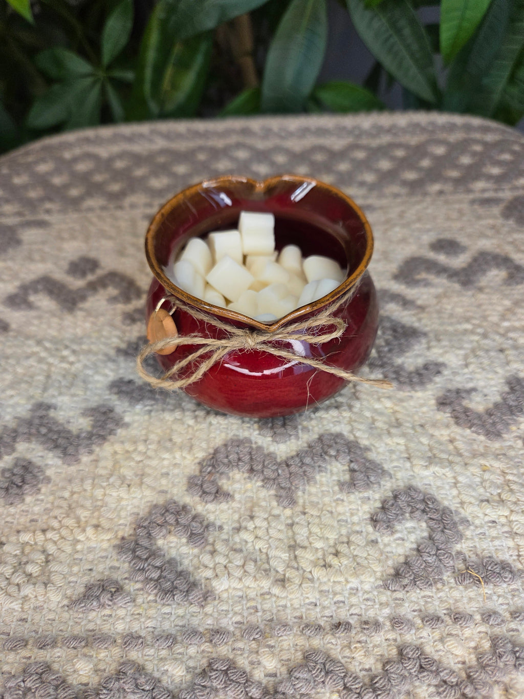 Cuore sacchetto in ceramica – rosso rubino con tart soufflé alla vaniglia in cera di oliva