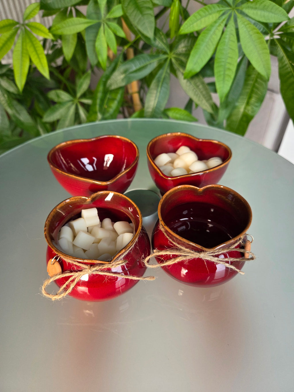 Cuore sacchetto in ceramica – rosso rubino con tart soufflé alla vaniglia in cera di oliva